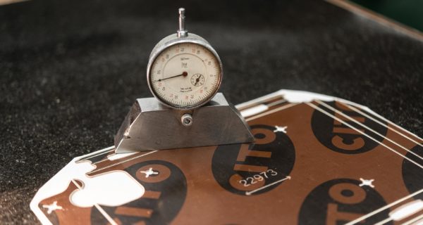 Пертинаксові матриці